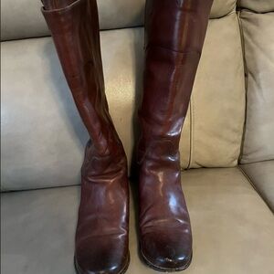 Women’s Knee High Brown Leather Boots